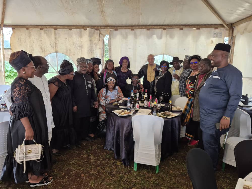 Membres de l'ESB en action